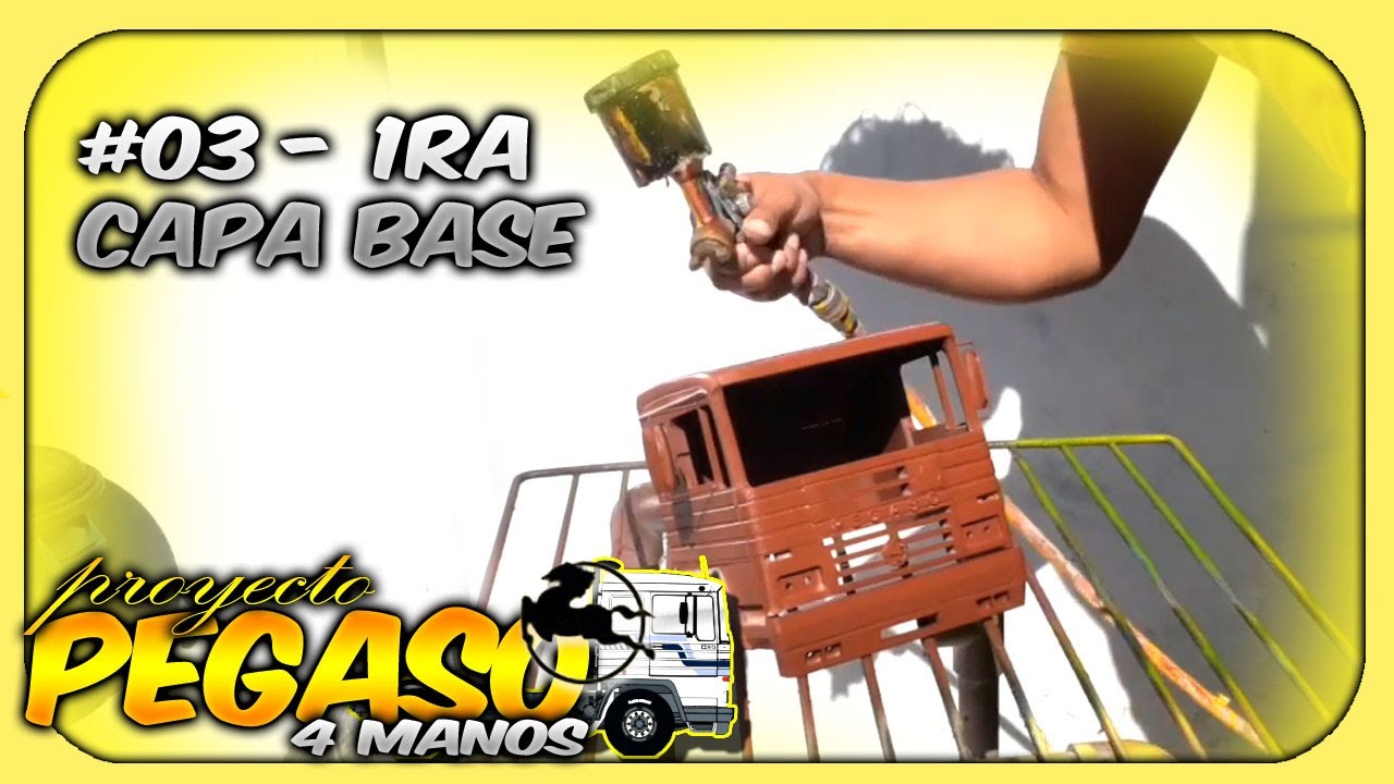 #03 - camión Pegaso 4 manos proyecto a escala  -  pintura base 1ra capa