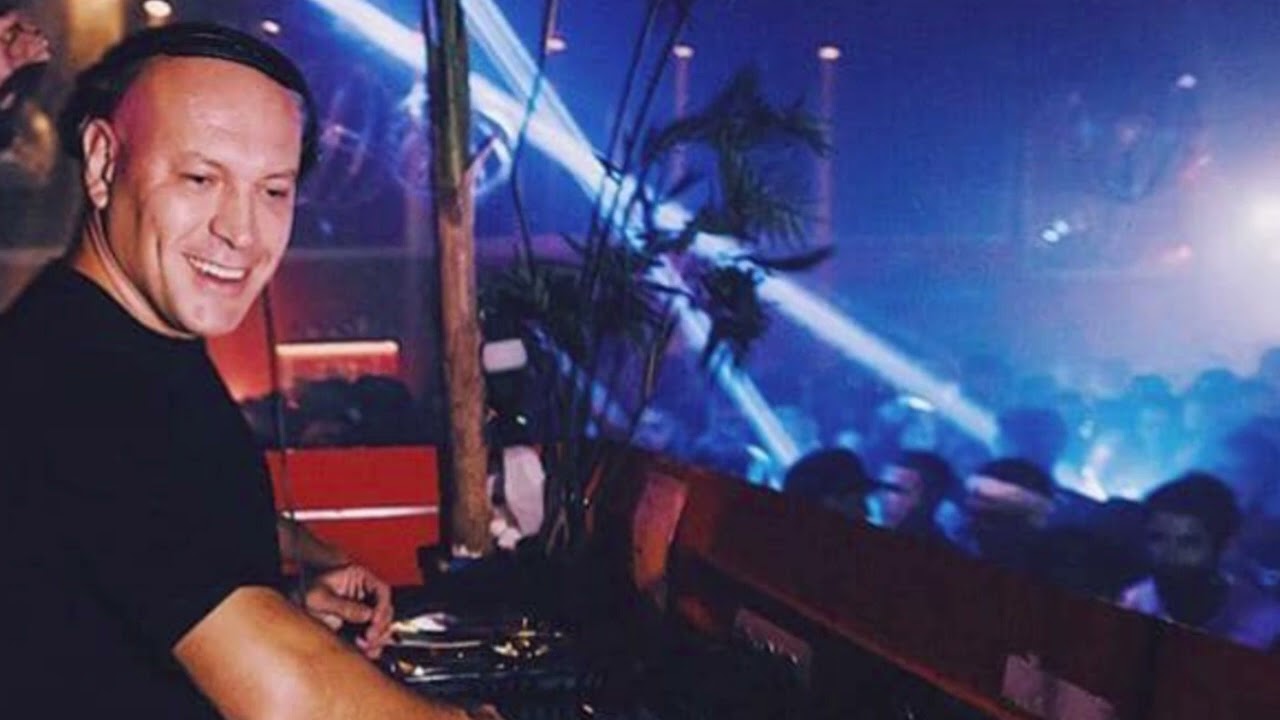 DC 10 iBIZA   MARCO CAROLA    MUSIC ON