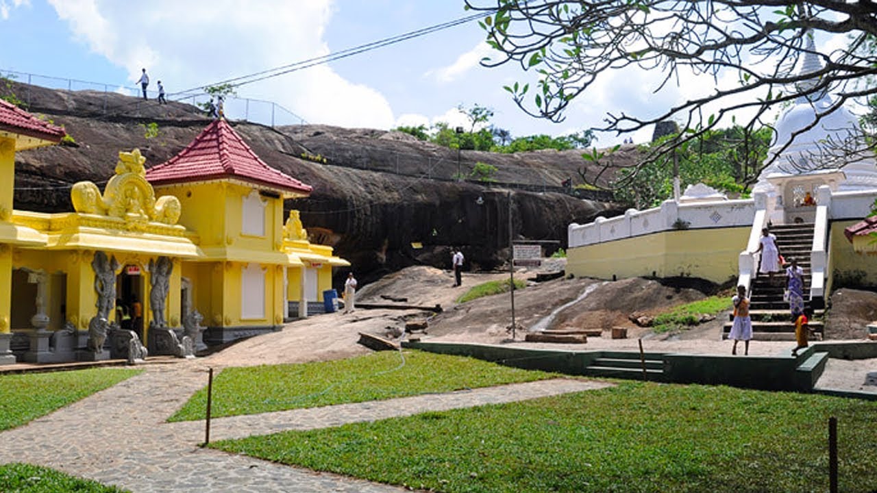Aluthepola Ganekanda Raja Maha Vihara
