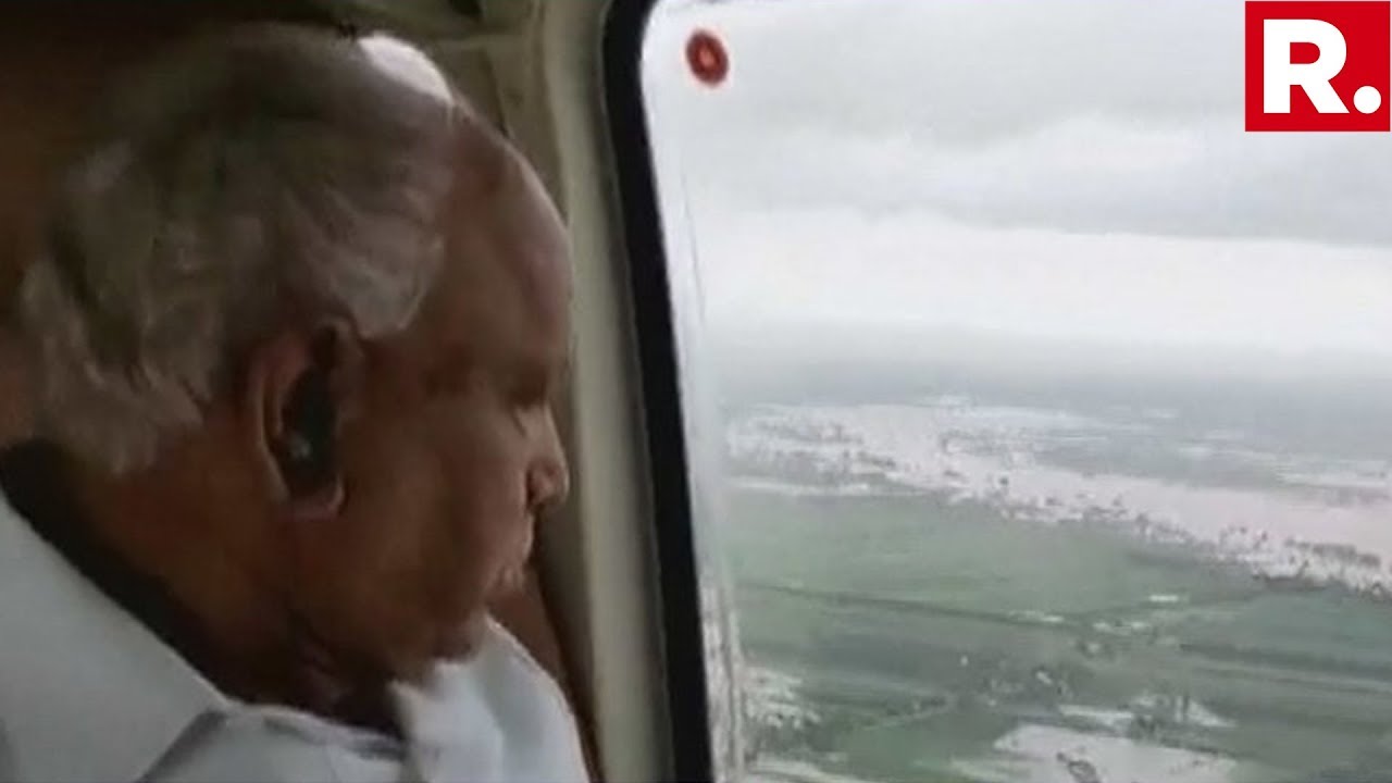 Karnataka CM BS Yediyurappa Conducts Aerial Survey Of Flood-Hit Districts | #KarnatakaFloods