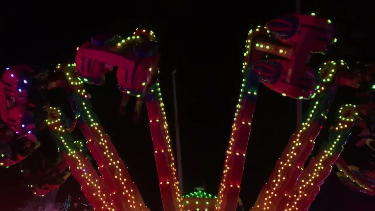 Extrême jump (off ride) foire st martin Perpignan 2024 🎡