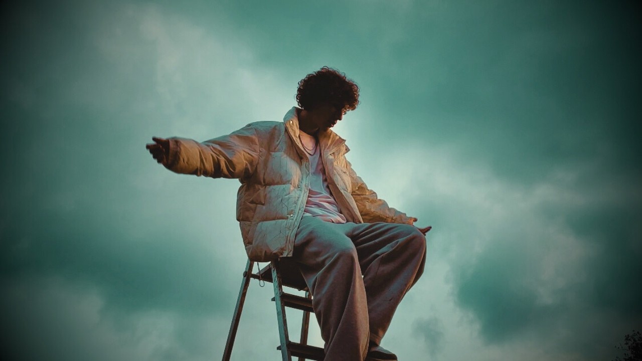 Saved.And.Mighty - SEULEMENT (Visualizer officiel)