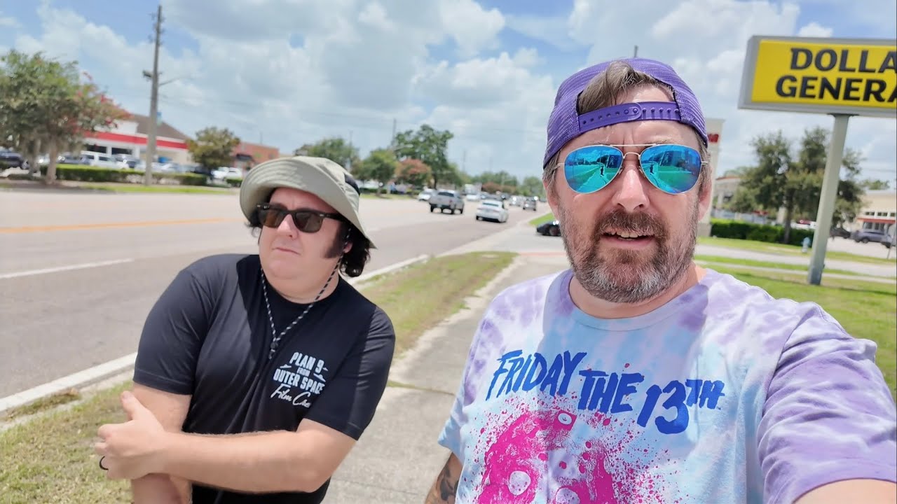 How I Spent Friday The 13th On Crystal Lake Drive - Skunk Mobile & Spooky Shopping / Atomic Horror