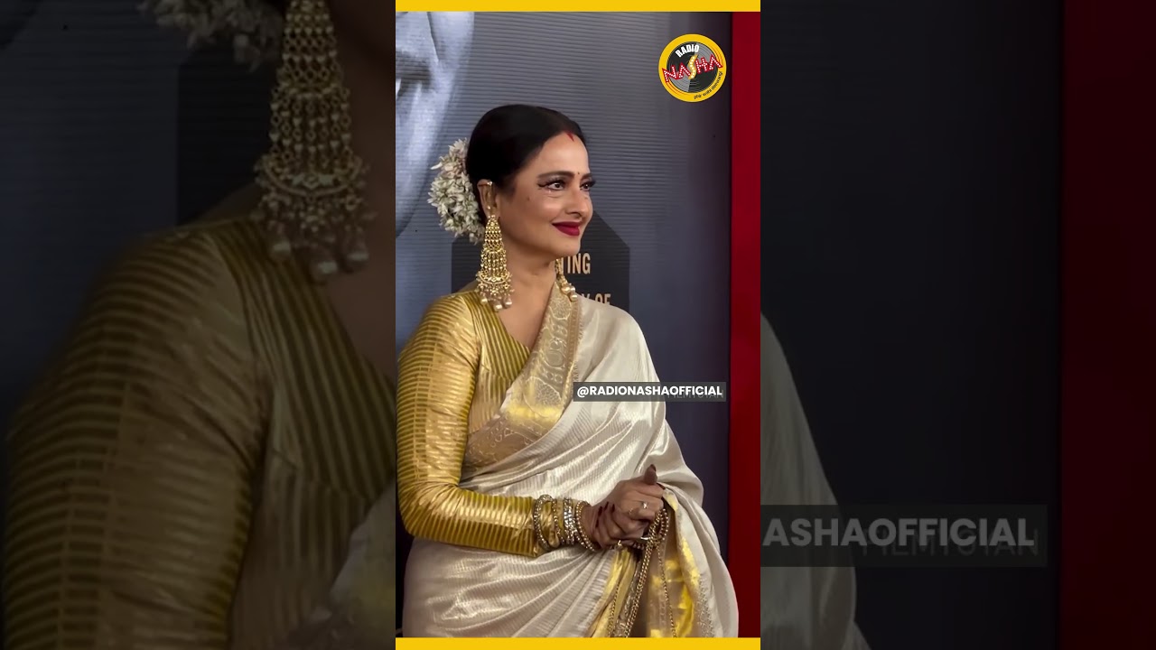 Rekha ji got emotional #rekha