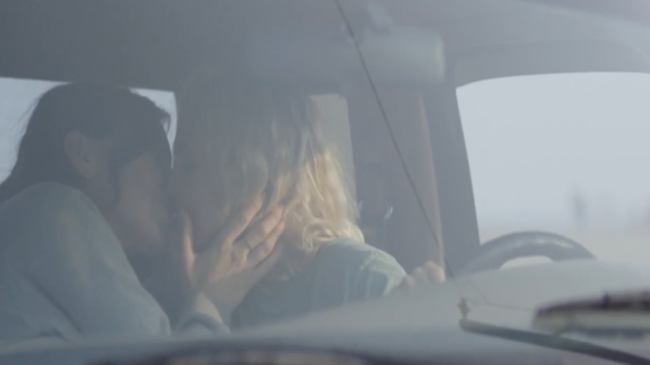 Lesbian movies🏳️‍🌈  |The lonely girl fell in love with a wonderful girl