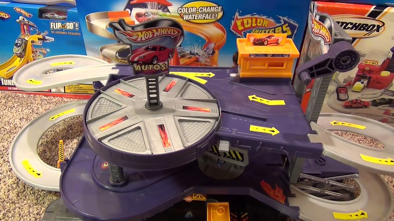 Игровой набор Hot Wheels Mega Garage — распаковка и демонстрация
