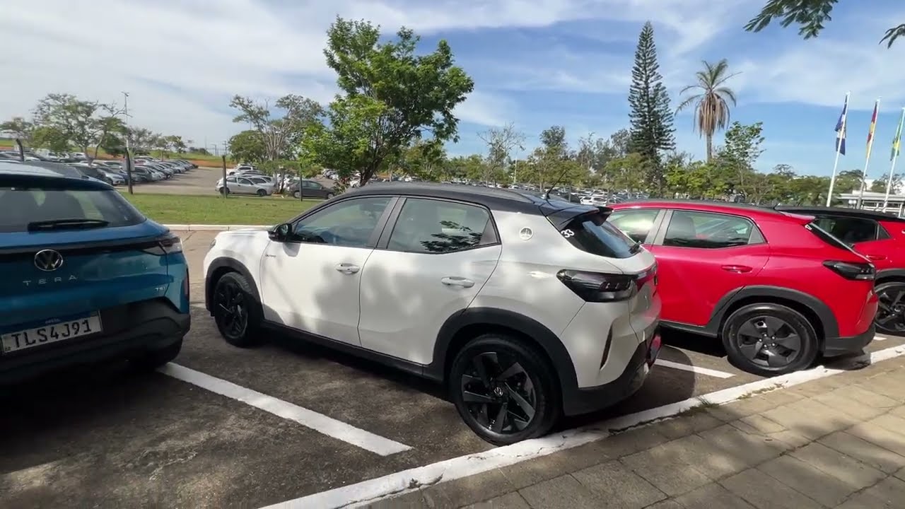 VOLKSWAGEN TERA CHEGOU. CONFIRA PRE&Ccedil;OS E VEJA AS DIFEREN&Ccedil;AS DAS VERS&Otilde;ES