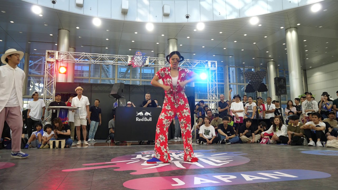 TAKUMI vs CRAZY SHIZUKA BEST16 RED BULL DANCE YOUR STYLE