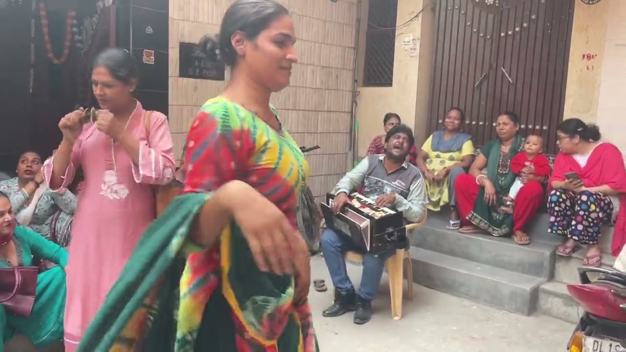 Mere aaye hai liauaa kinnar dance #kinnar #kinnarsong #kinnardance #kinnarkegane #lovely