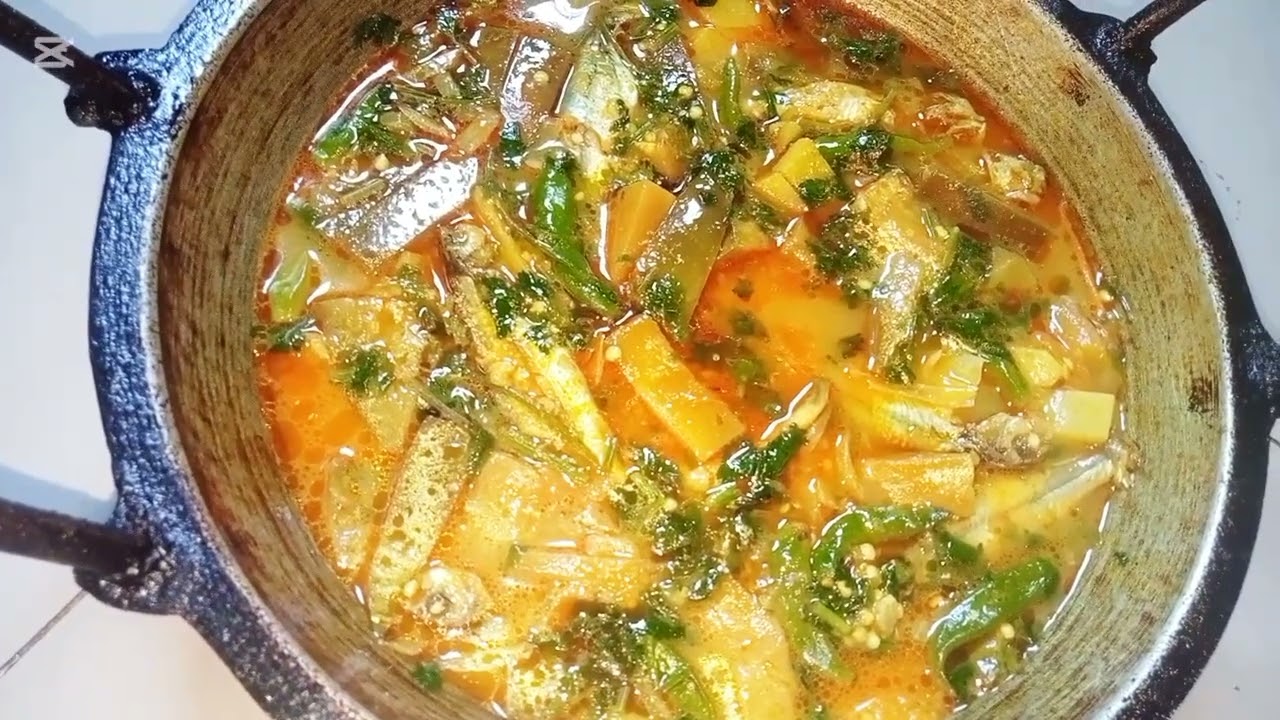 টেংরা মাছের তরকারি আর ফুলকপি পাতার ভর্তা #bangladesh #cooking #bangalivlog #recipe 