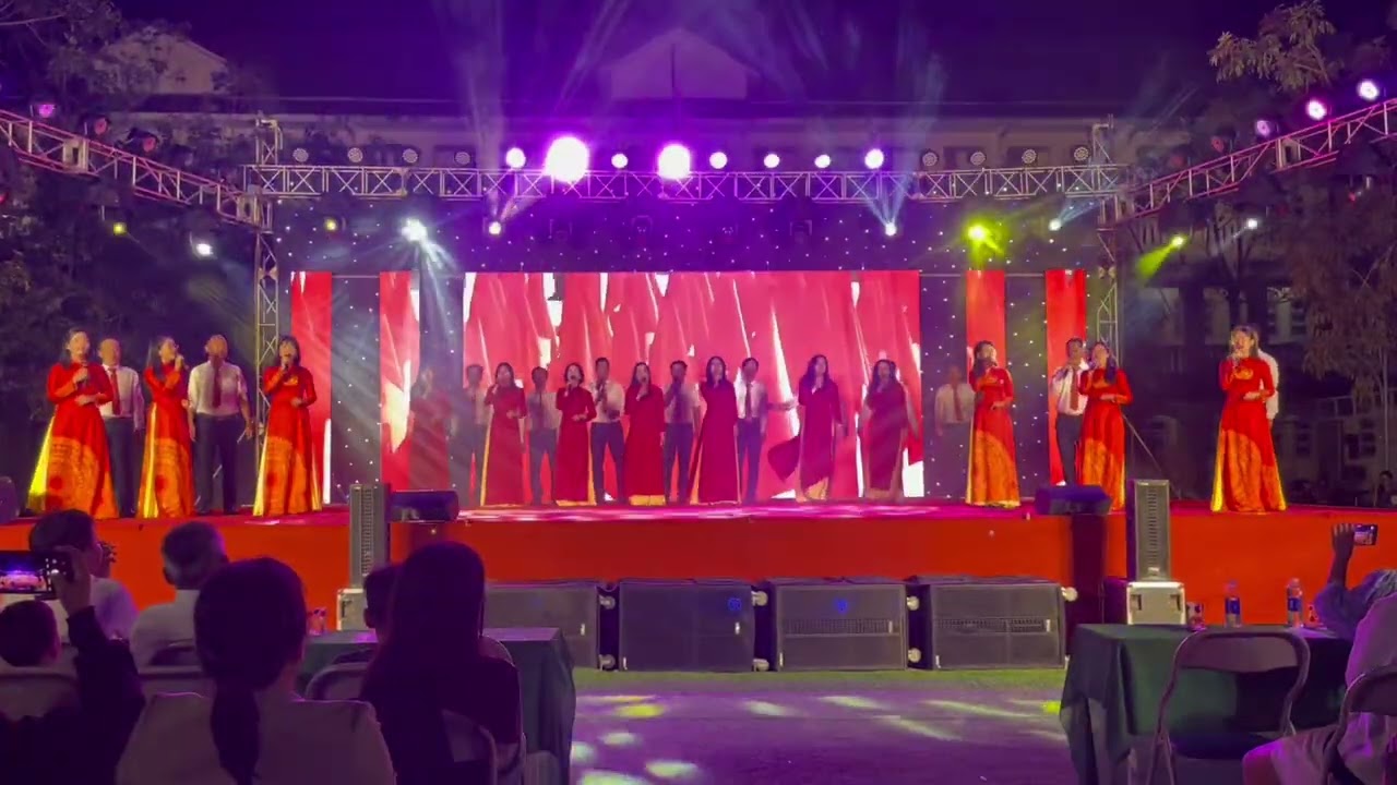 VIỆT NAM ƠI MÙA XUÂN ĐẾN RỒI- Tốp ca HĐSP THPT DUY TÂN