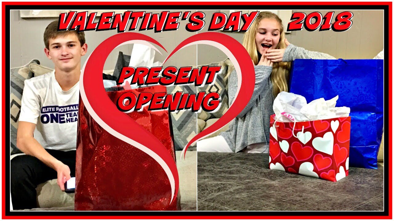 VALENTINE&rsquo;S DAY 2018: PRESENT OPENING & HAUL