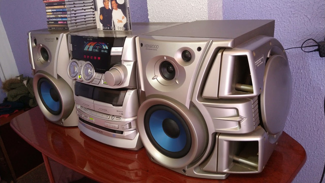 Kenwood XD-752 tocando You're My Heart, You're My Soul - Modern Talking