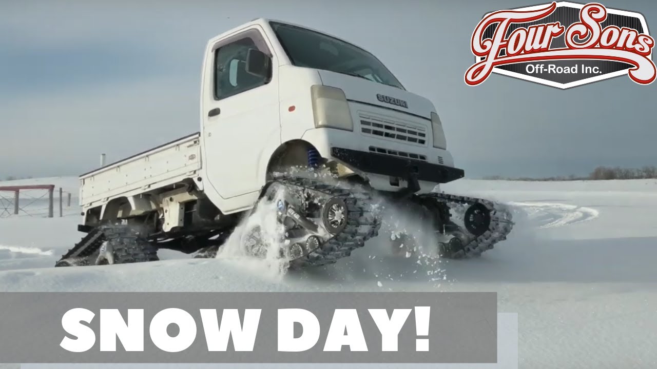 Suzuki Carry Mini Truck On Tracks - Snowday!