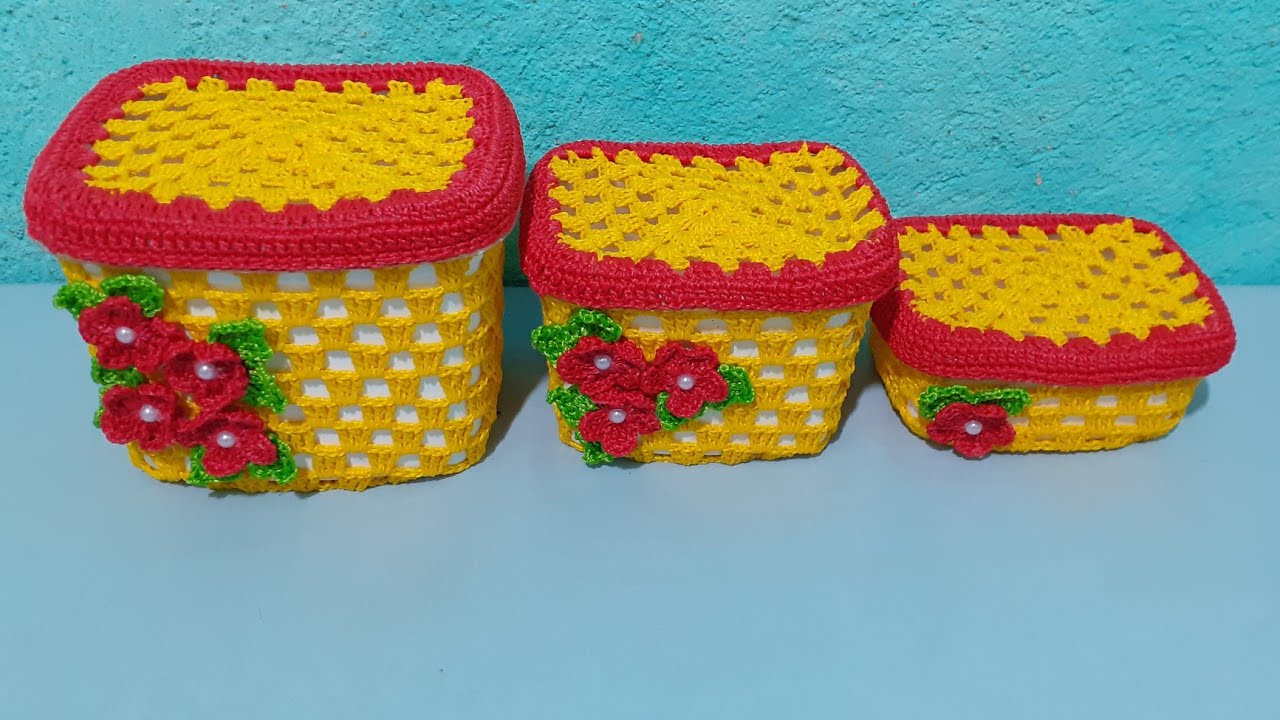 Jogo de maletinha de crochê com potes de margarina última parte pote médio mais explicações.
