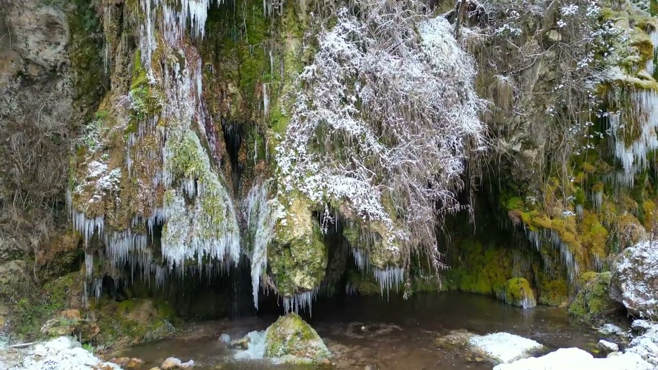 8 Gennaio 2026 Campo Imperatore - Cascata dello Schizzataro AQ   4K