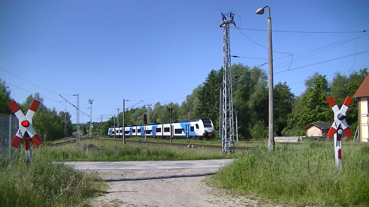 Spoorwegovergang Lietzow (D) // Railroad crossing // Bahnübergang