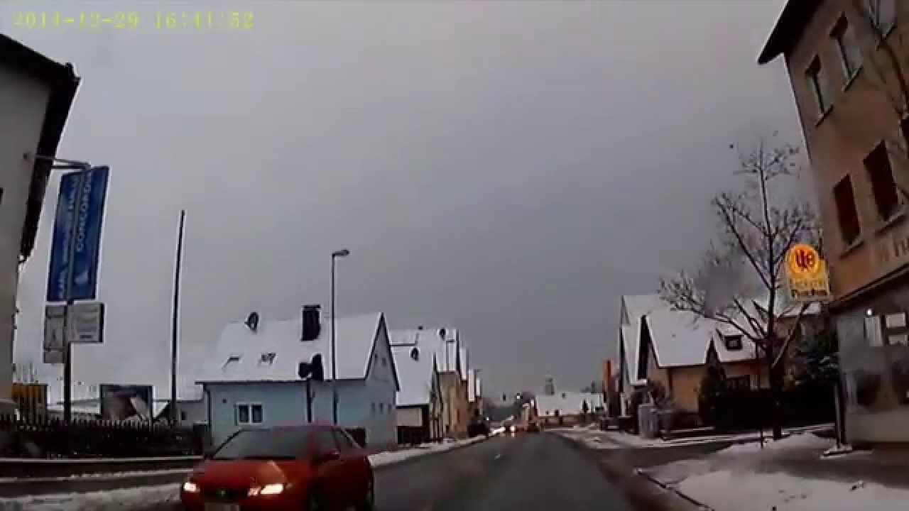 D: Strullendorf. Landkreis Bamberg. Ortsdurchfahrt. Dezember 2014