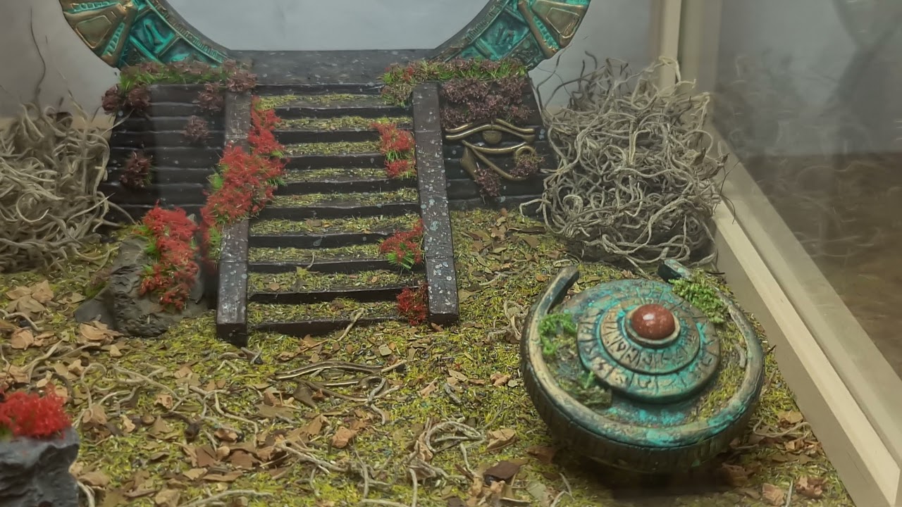 Stargate Diorama in an IKEA Display Box