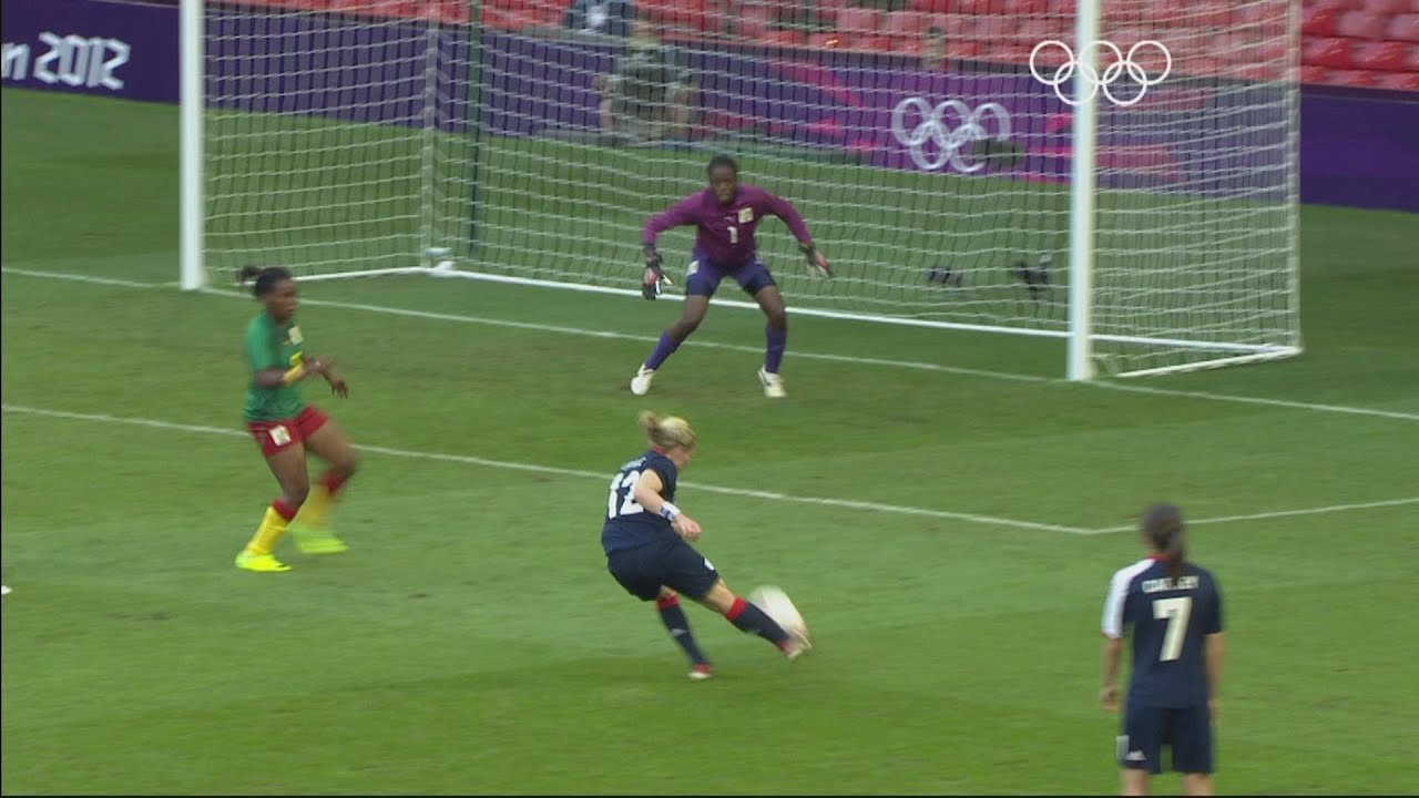 Great Britain 3-0 Cameroon - Women's Football Group E | London 2012 Olympics