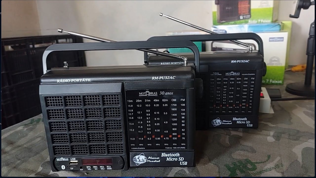 O Que tem dentro do Rádio Motobras  30 Anos  7 Faixas - Usb/ Pen Drive/ Bluetooth - Pu32ac 2023?