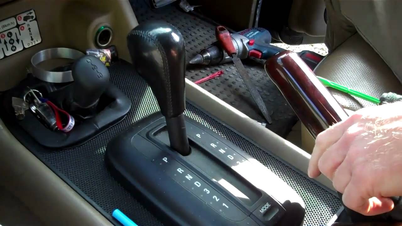 How to fit a Disco 3 ( LR3 ) Gear Stick on a Discovery 2 Aut