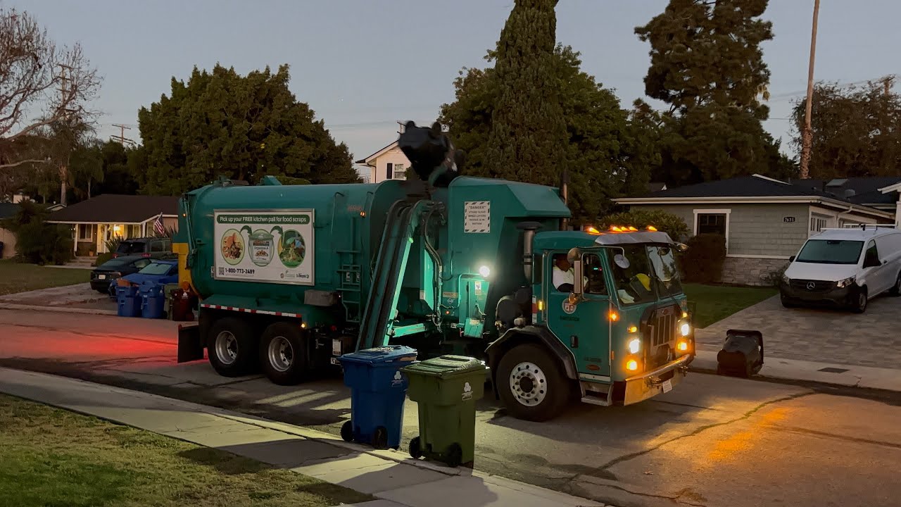 Various Garbage Trucks of West LA pt.130