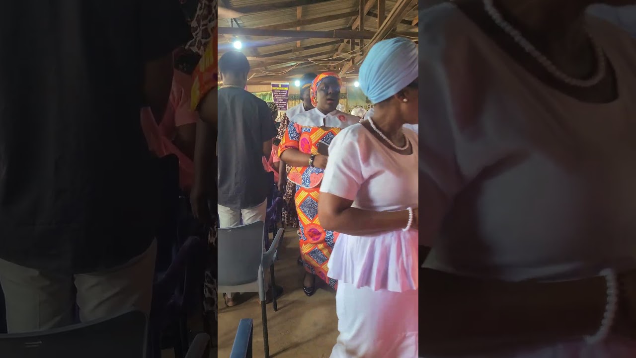 Every voice lifted, every heart touched. 🎤 #SundayVibes #WorshipWithUs