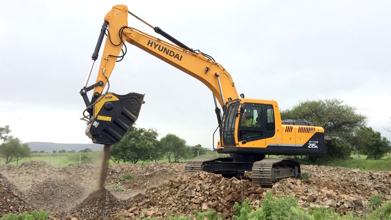 A BF90.3 crusher bucket for a road construction project in India