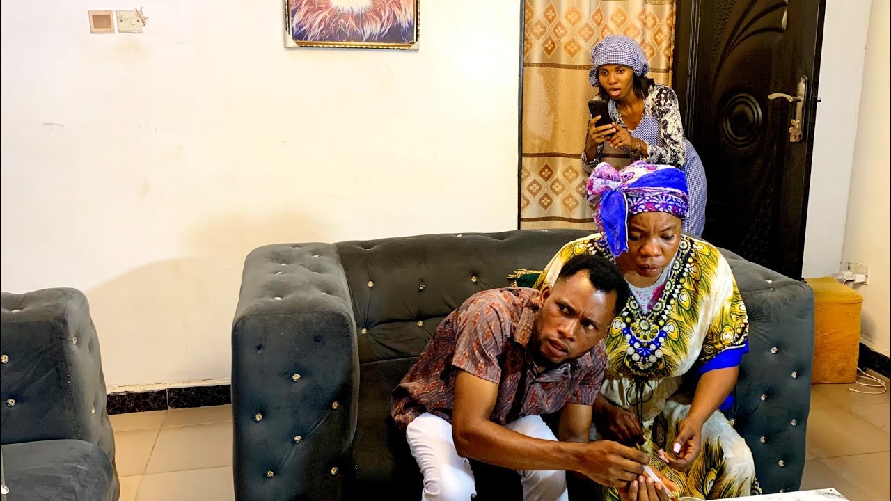 MAID SAVED ME FROM MY WICKED STEPMOTHER 