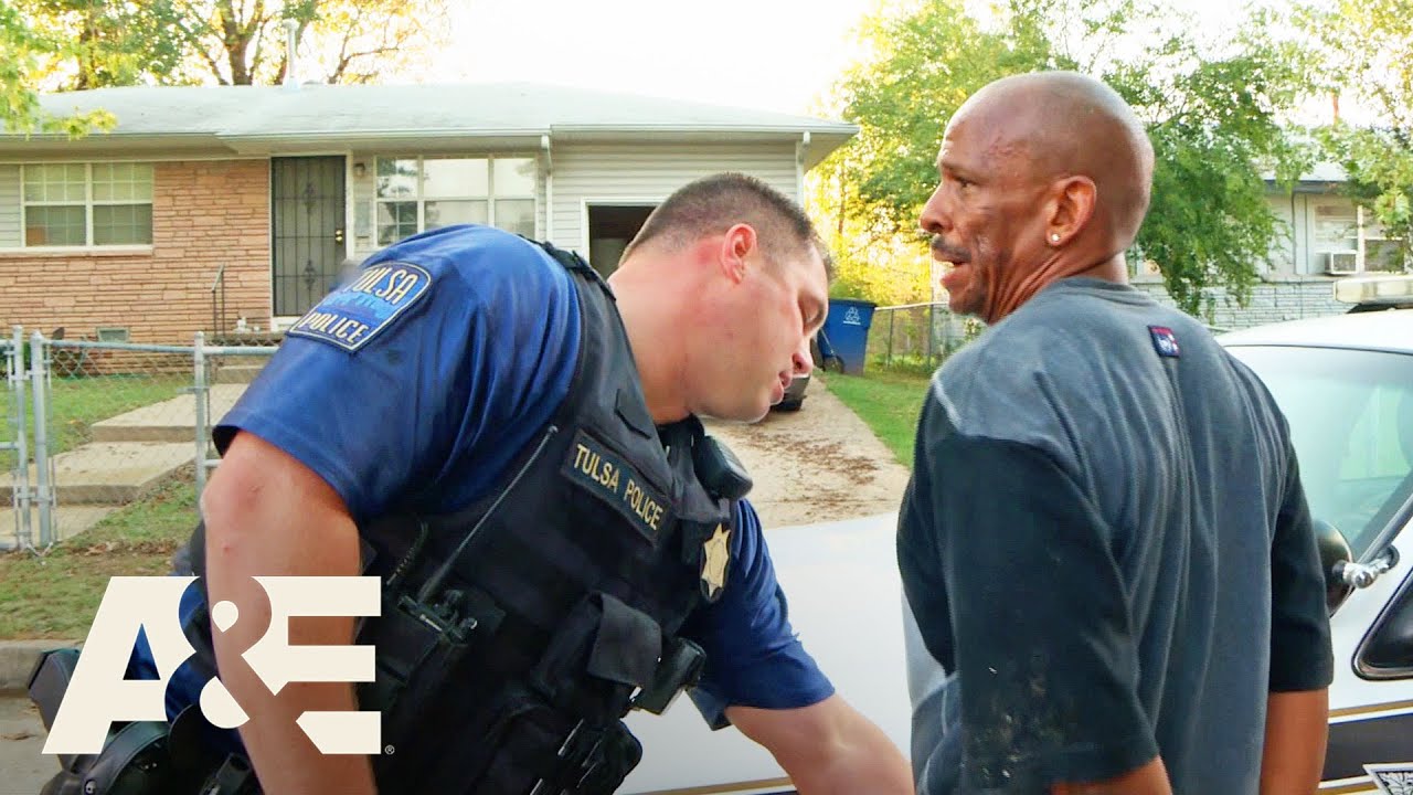Live PD: Police Patrol – Driver Flees From Police, Then Admits He Stole the Vehicle | A&E