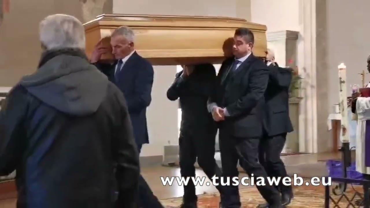Corchiano - I funerali di Tamara Ricci morta ad appena 34 anni