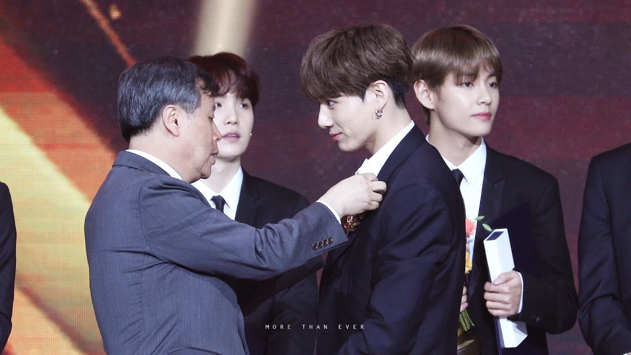 181024 화관문화훈장 수훈 - 방탄소년단 정국 직캠 / BTS JUNGKOOK FOCUS FANCAM @대중문화예술상
