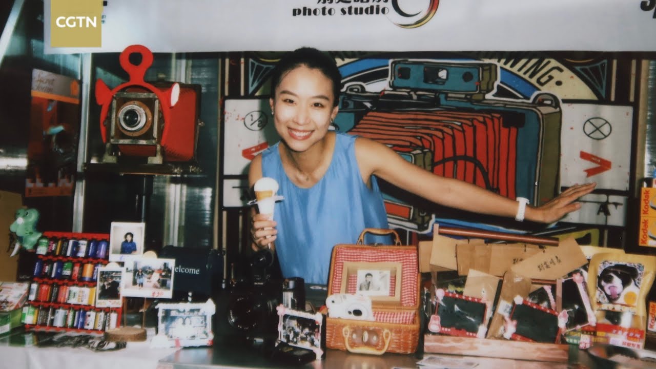 Discover entrepreneurial stories behind summer market in Chengdu