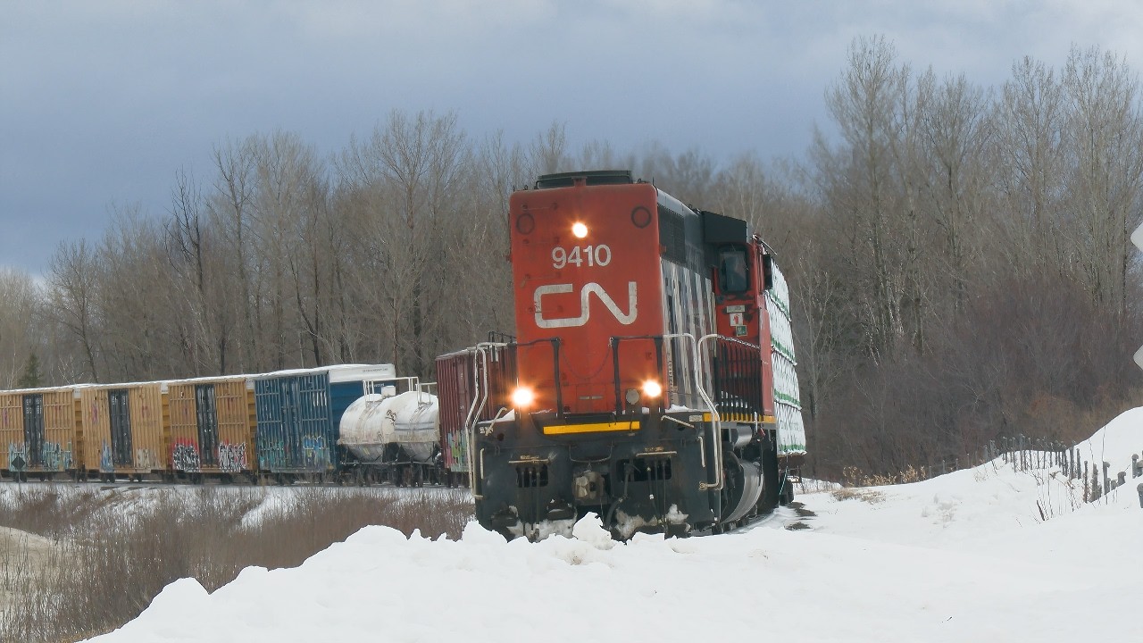 CN 556:NB avec CN 9410 LHF a Métabetchouan/Qc 16 mars 2026