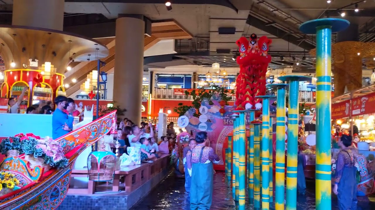 Dragon show at Icon Siam 2024