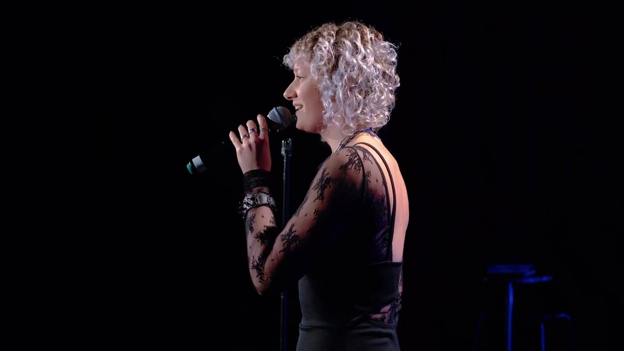 Poetry Slam - Zusammenhalt in Europa | Antonia Josefa | Flucht