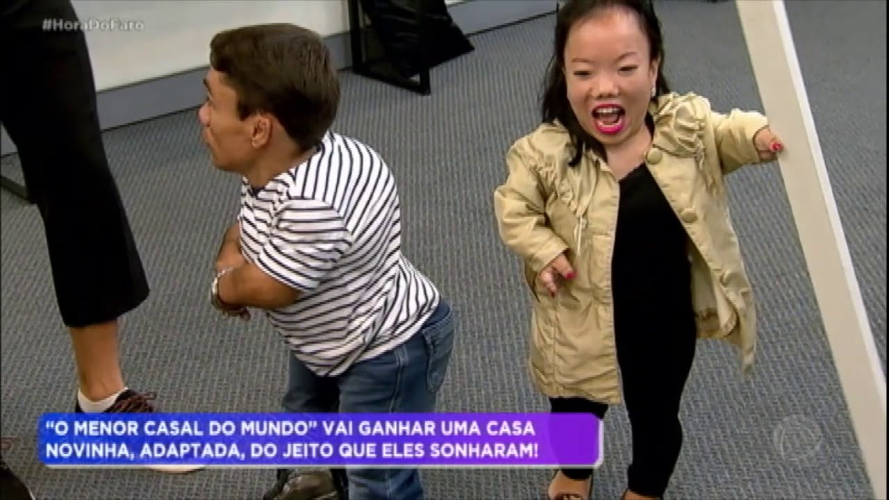 Rodrigo Faro apronta todas com menor casal do mundo