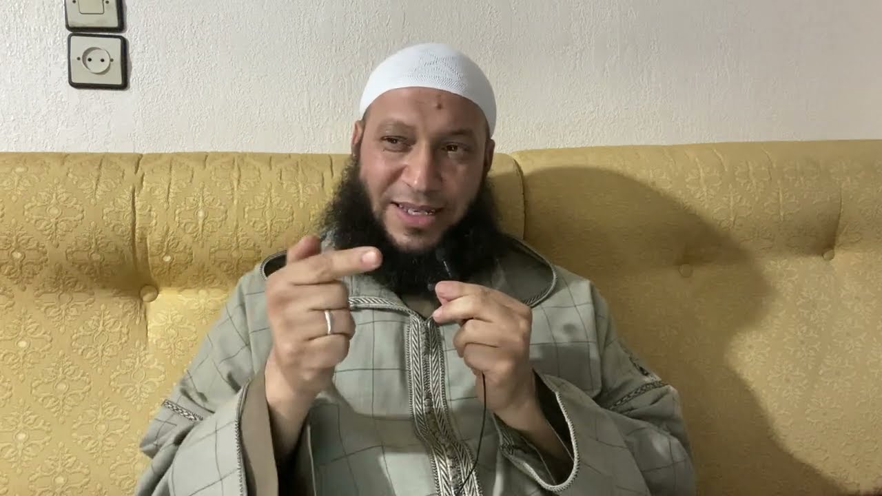 Bist du auch einer , der mit seiner Frau so läuft  ? (Sheikh Abdellatif).