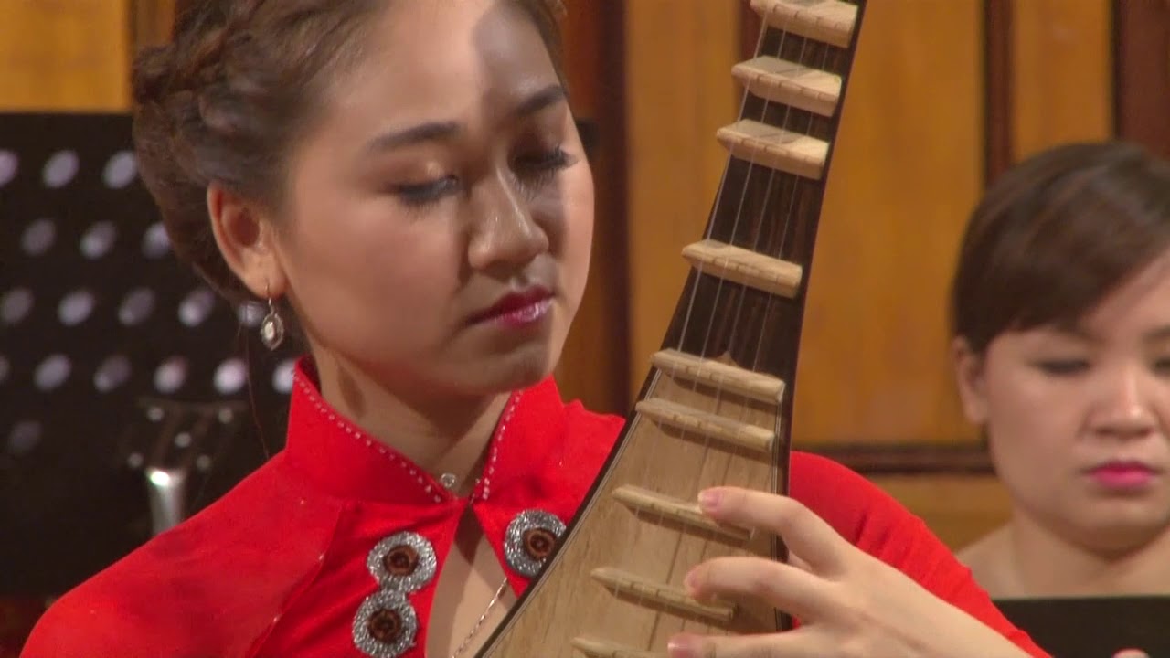 Hái Nụ Tầm Xuân - Tác Phẩm | Nguyễn Thùy Chi