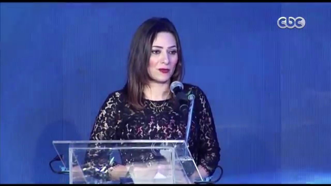 إسعاد يونس تكرم الإذاعية “علا بكر” في حفل مرور 5 سنوات على سي بي سي