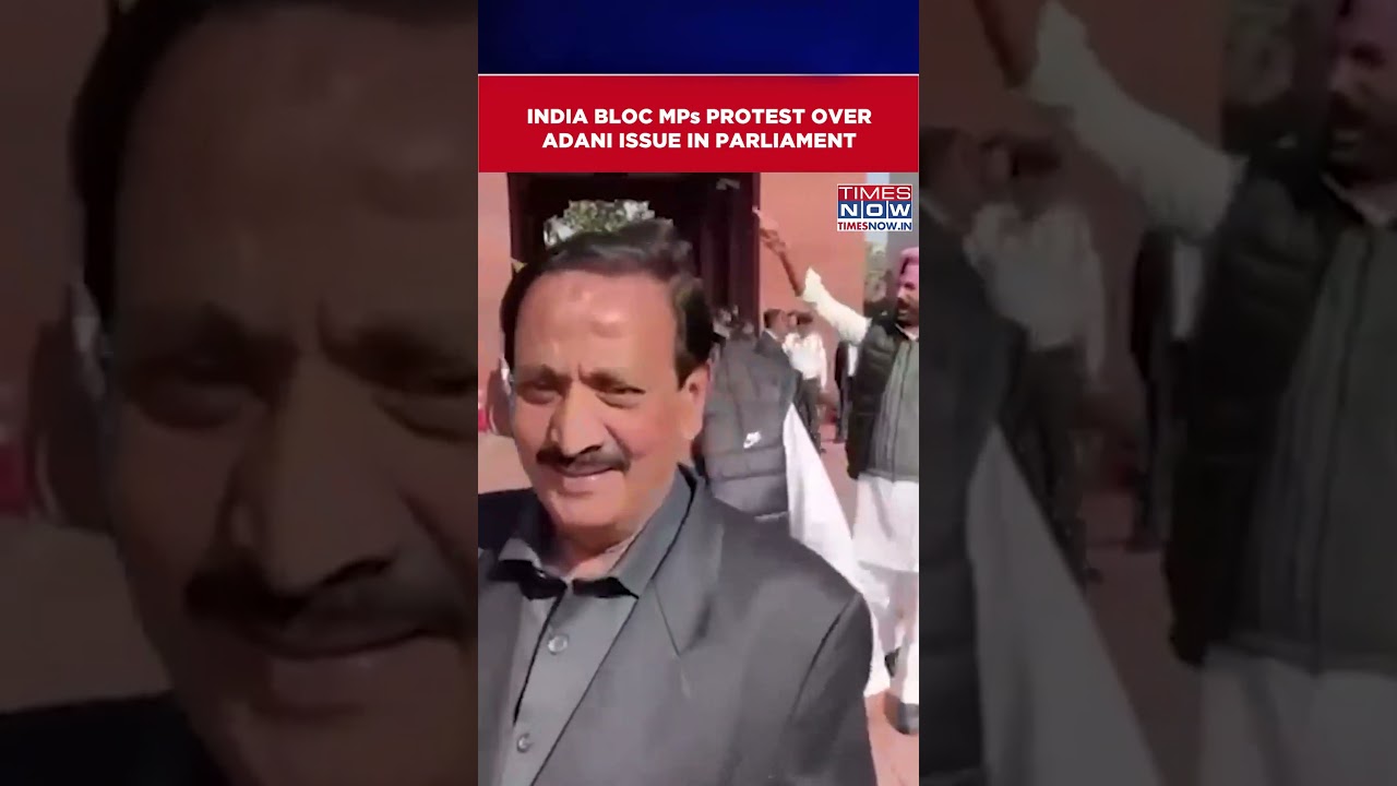 Rahul Gandhi & Other INDIA Bloc MPs Protest In Parliament Premises Over Adani Issue| Watch #shorts