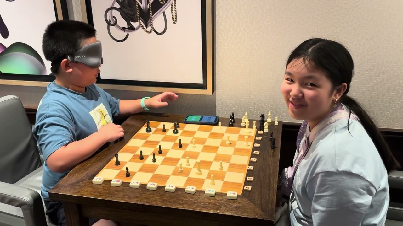 Aiden Zhu  202601 - Blindfold chess full fun playing with his beginner sister Angie on Cruise 🚢 