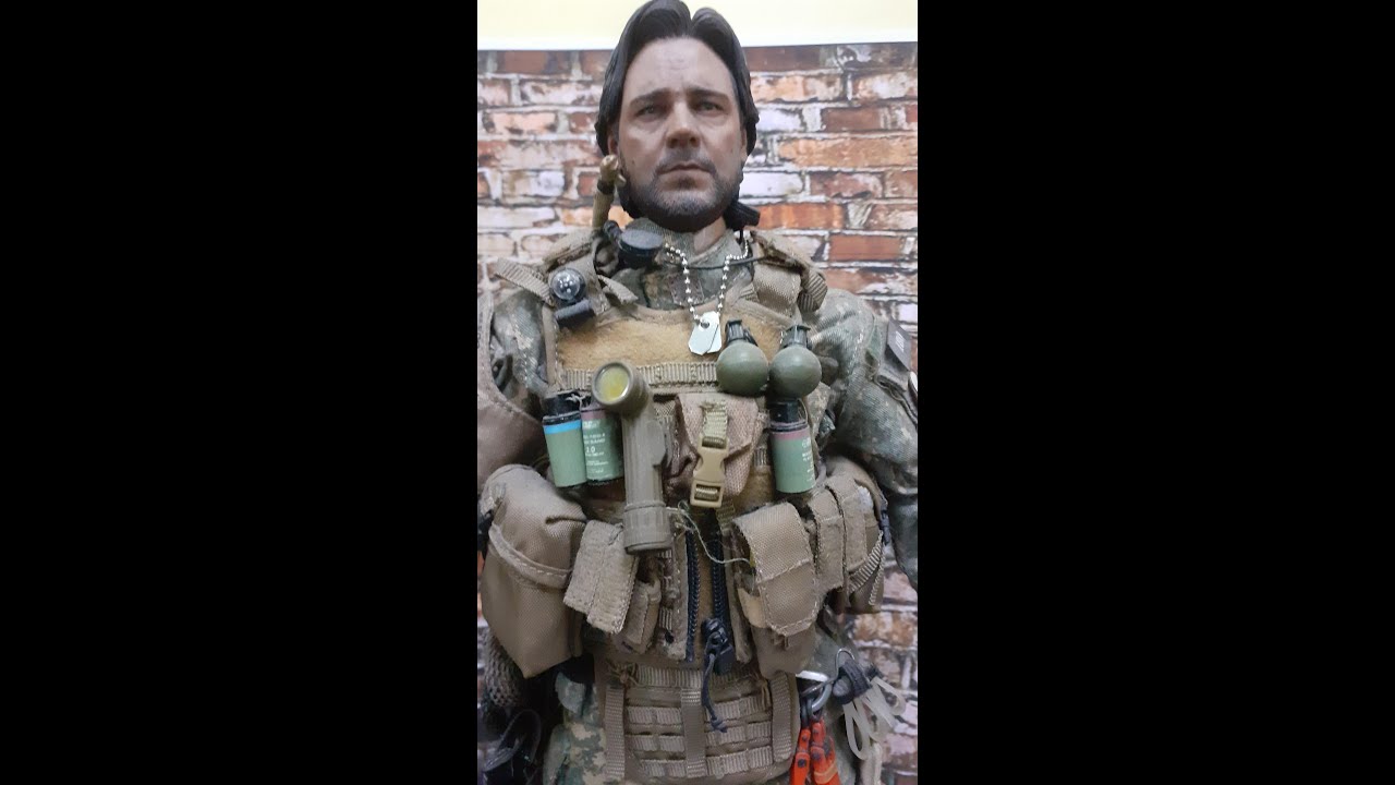 Russel Crowe ACU 1;6 action figure
