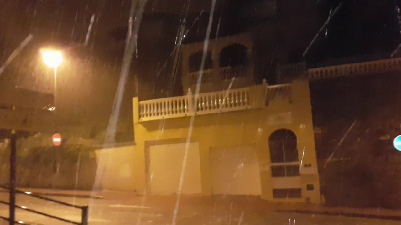 Tormenta y granizo en M&aacute;laga