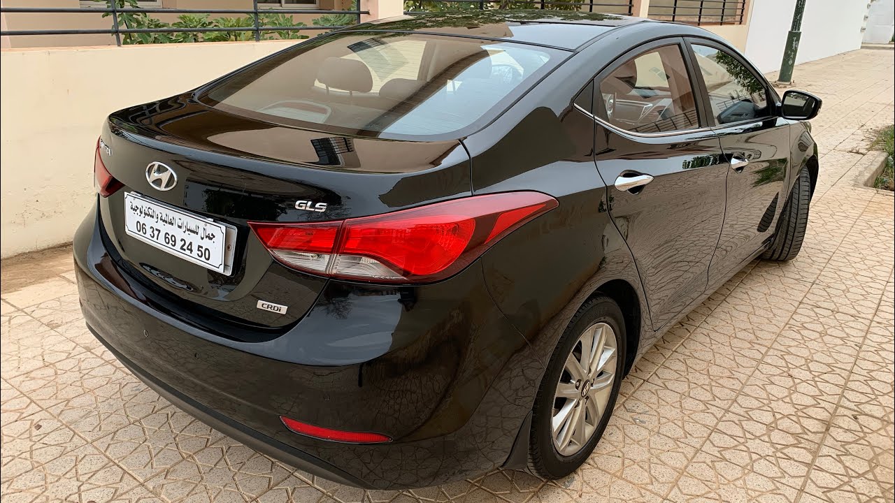 للبيع سيارة هيونداي إلينترا 2015 الأوتوماتيك العامرة راس السوق 6chv الكرانتي المليح