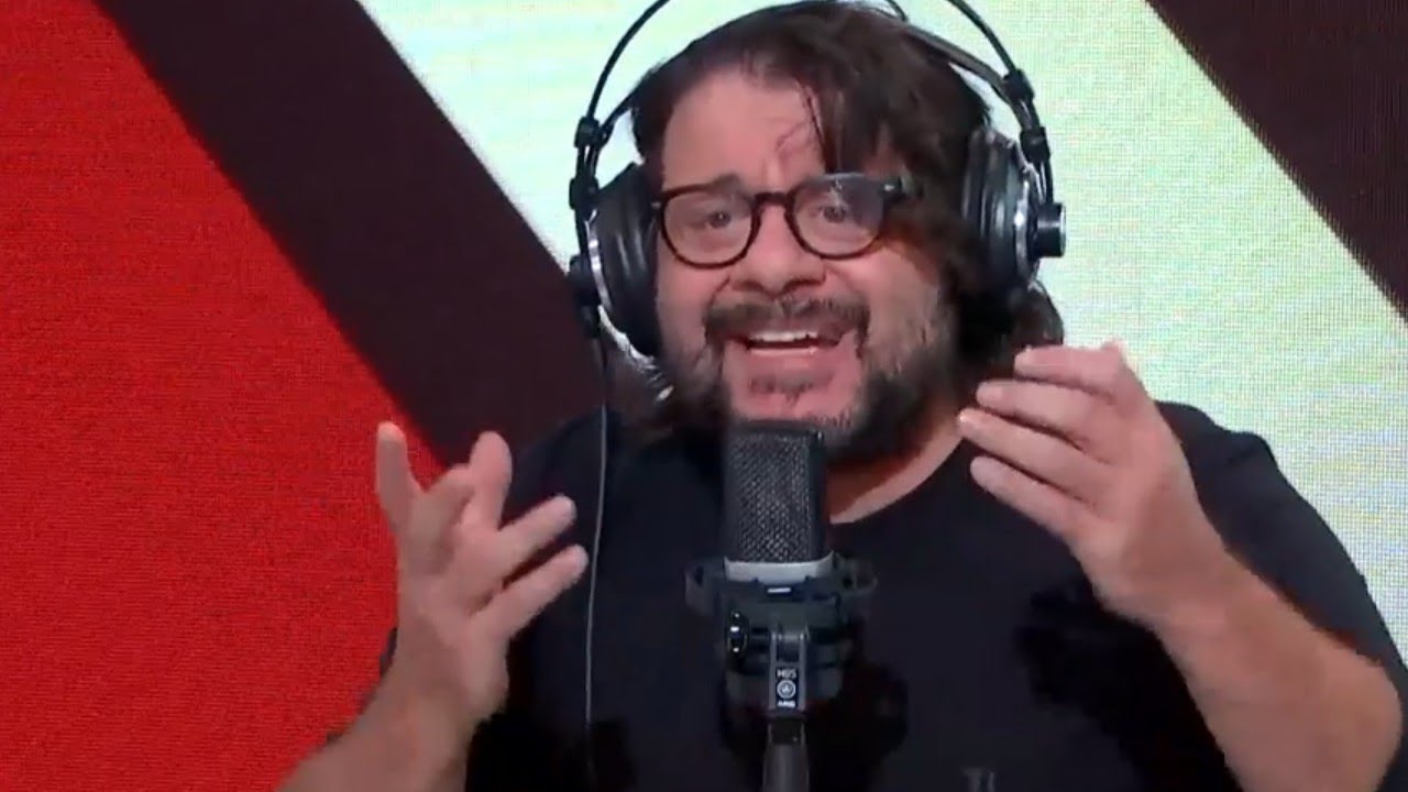 Lillo riceve la telefonata inaspettata del Sig. Montesacro -  Rai Radio2 - Guarda che Radio!