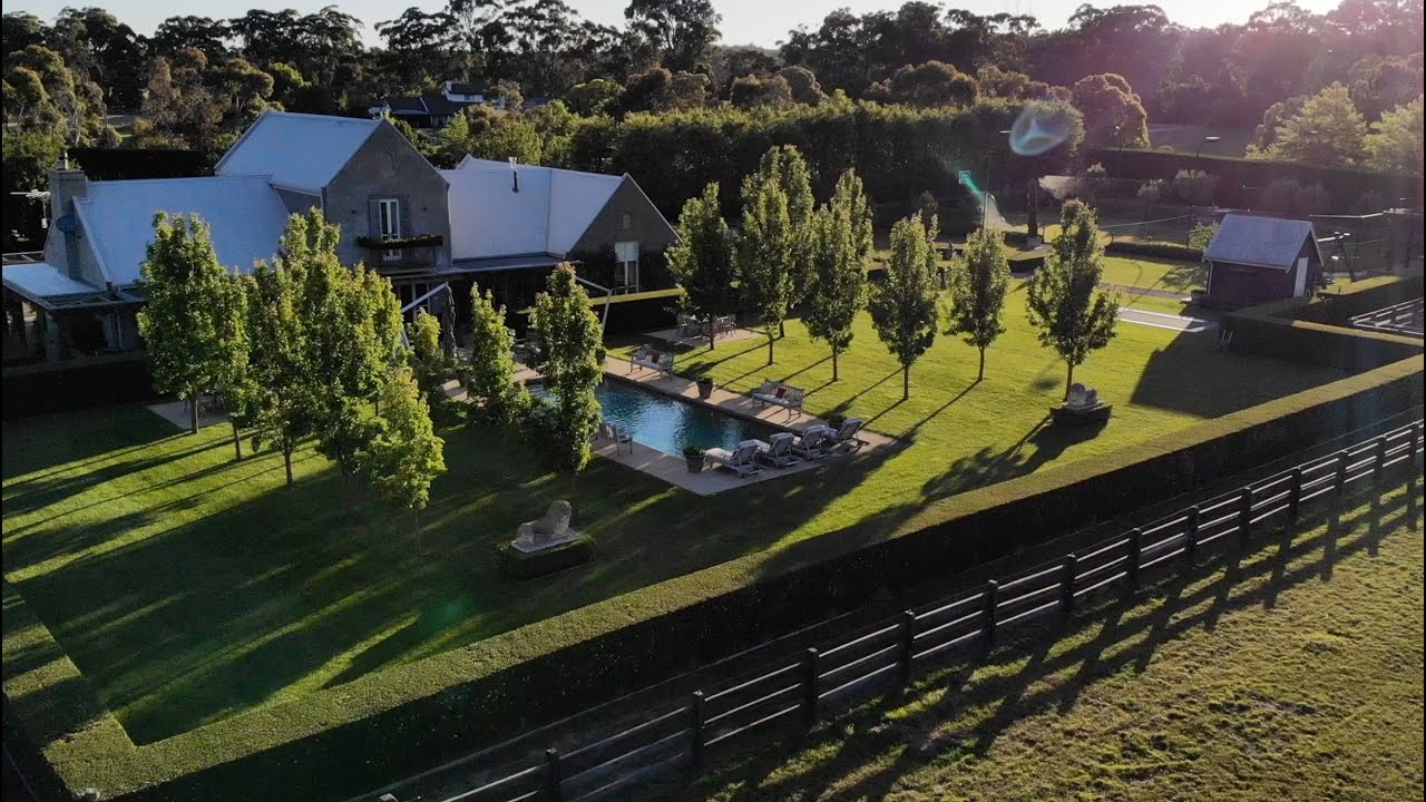 Marshall White: 27 Hedderwick Lane, Macedon