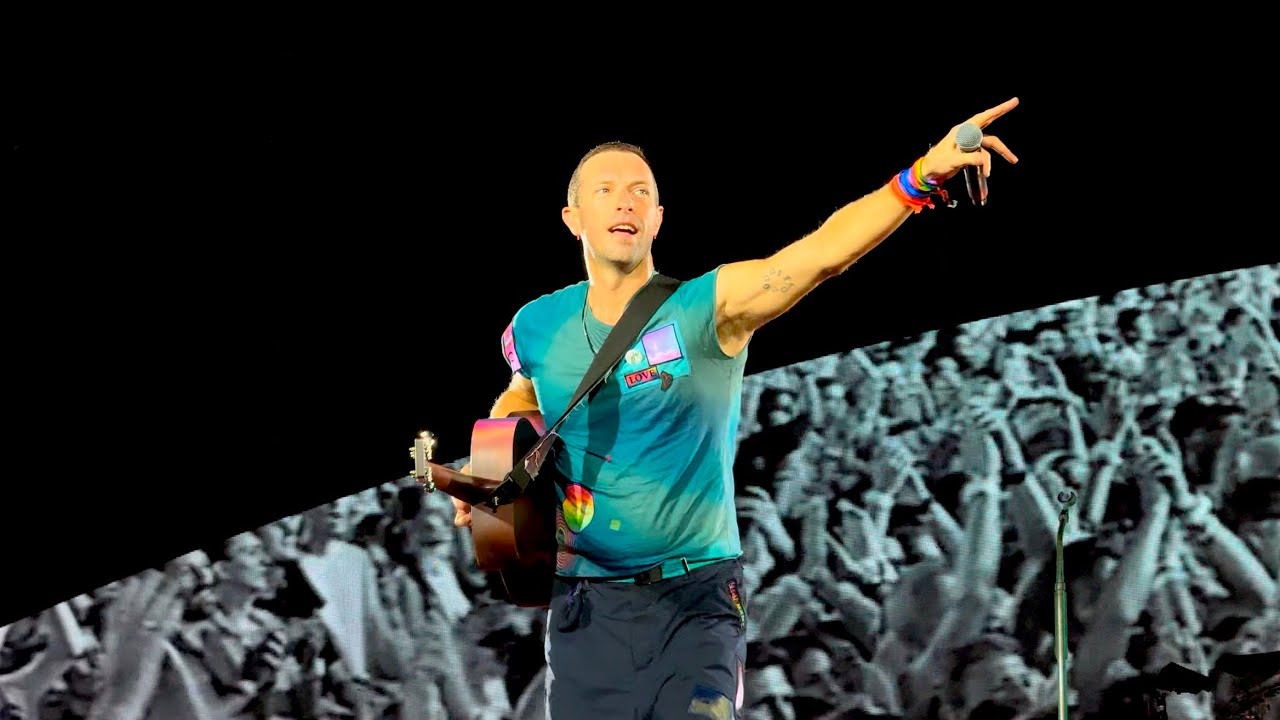 Coldplay - Don't Panic & God Put a Smile Upon Your Face (Live from Music and the Spheres World Tour)