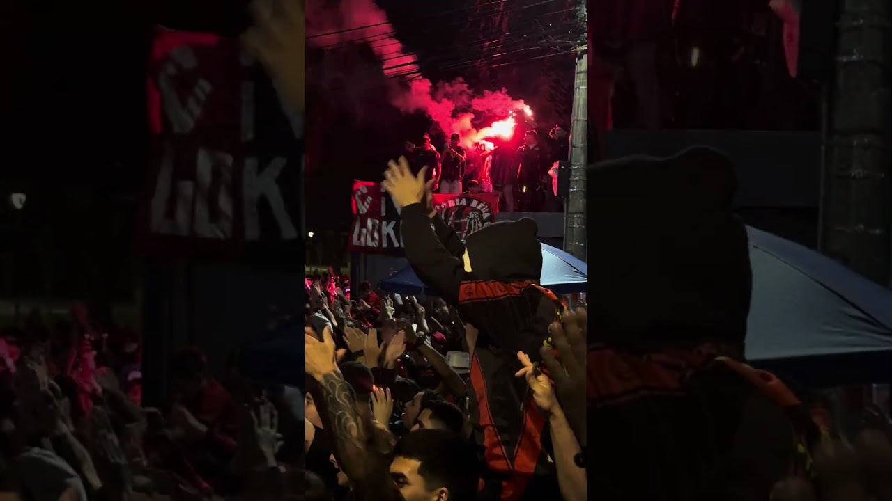 A caveira presente na festa do Centen&aacute;rio! #caveira #athletico #torcida #organizada #osfanaticos